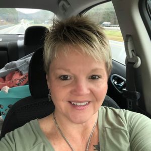 Meet your Posher, Melissa